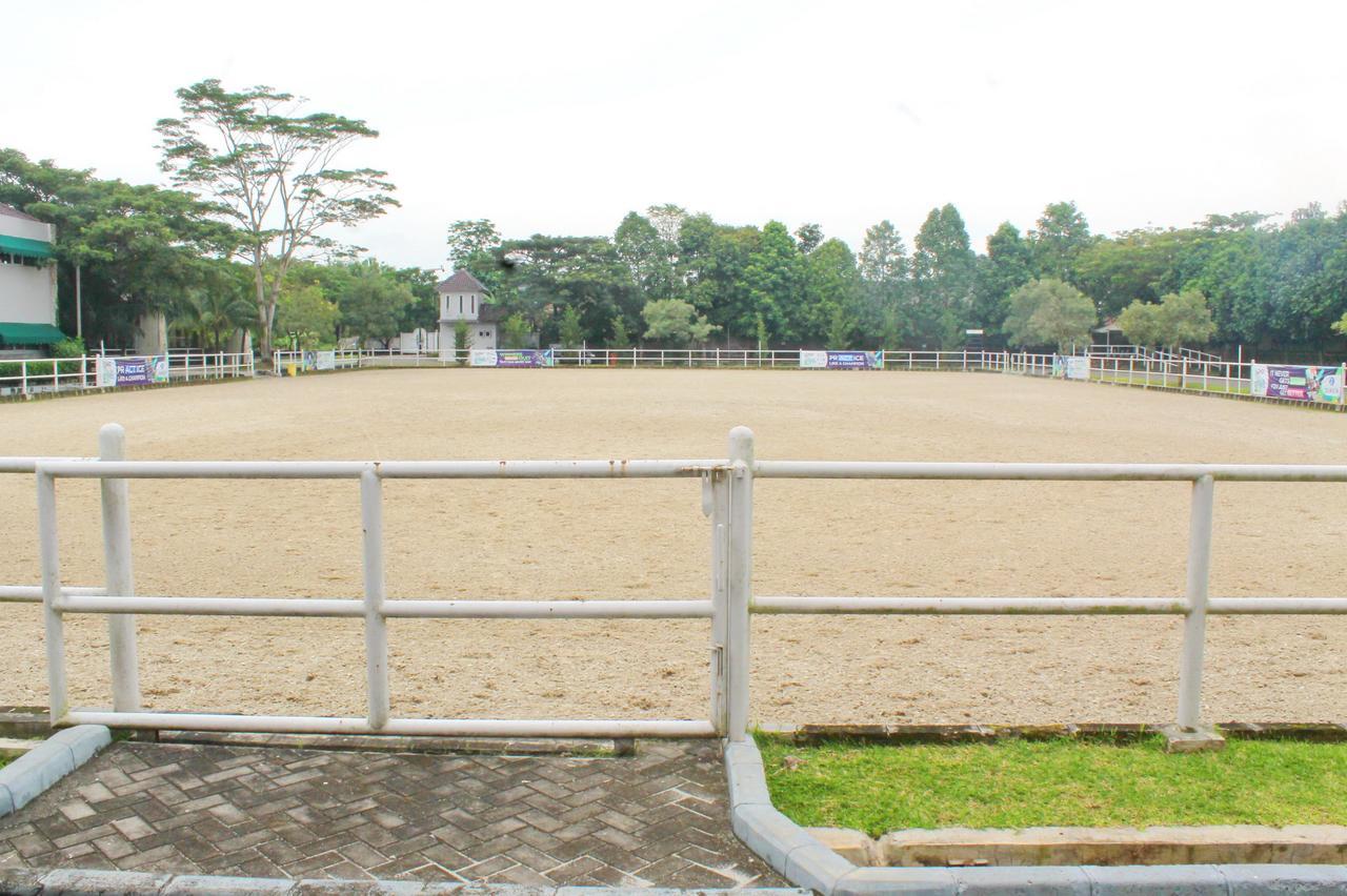 One Global Adria - Equine Estate & 3* Tangerang